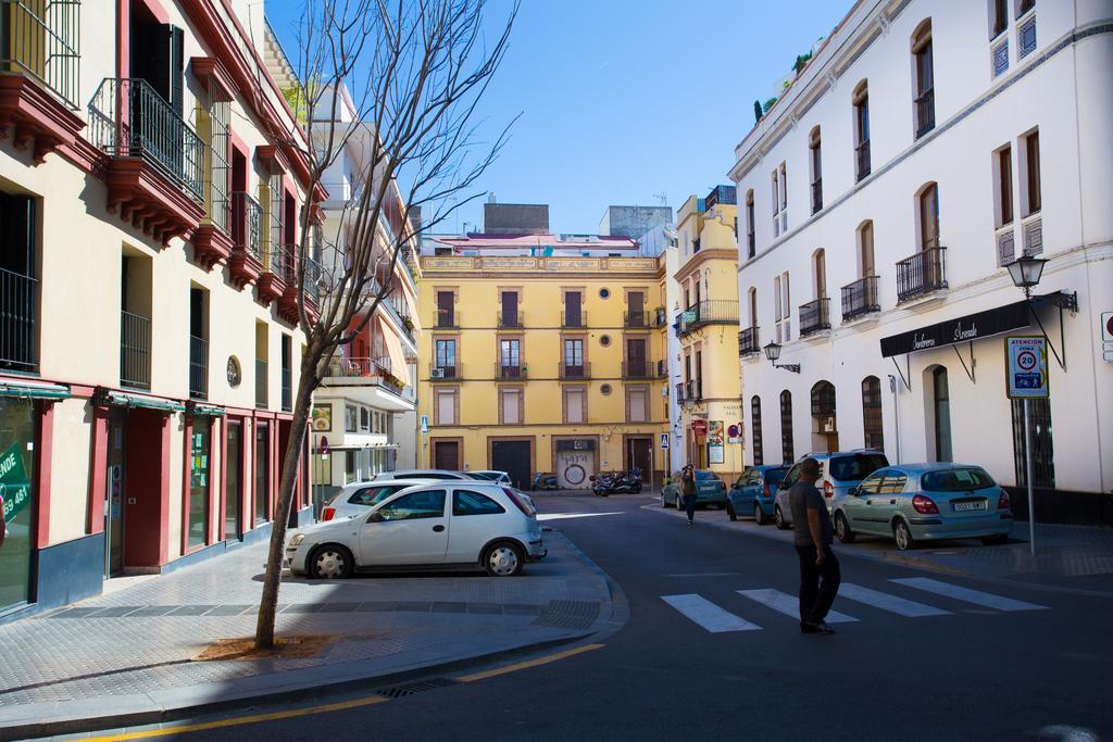 Puerta Del Arenal II Daire Sevilla Dış mekan fotoğraf
